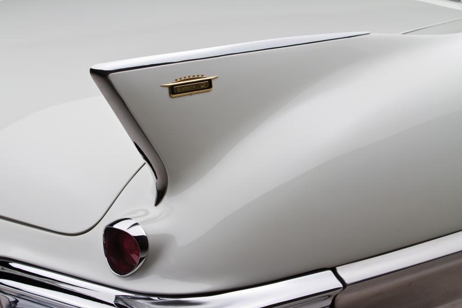  Cadillac Eldorado Biarritz Convertible 1958 года  (фото 30 из 39)